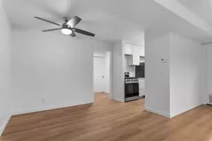 416 E Creekside Cir, Murray, UT 84107 - Photo 4