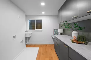 7565 S 3500 E, Cottonwood Heights, UT 84121 - Photo 40