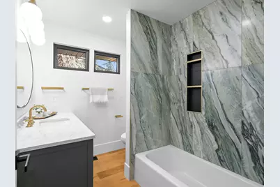 7565 S 3500 E, Cottonwood Heights, UT 84121 - Photo 28