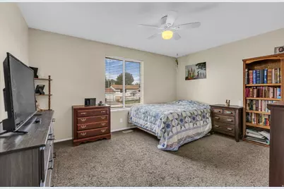 1118 N 575 W, Clinton, UT 84015 - Photo 8