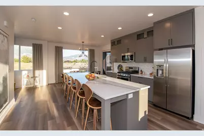 1076 W 360 S, American Fork, UT 84003 - Photo 10