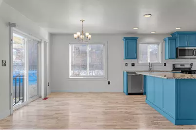 729 E 480 N, Hyde Park, UT 84318 - Photo 8