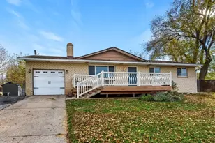 284 N 100 E, North Salt Lake, UT 84054 - Photo 1