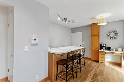 284 N 100 E, North Salt Lake, UT 84054 - Photo 4