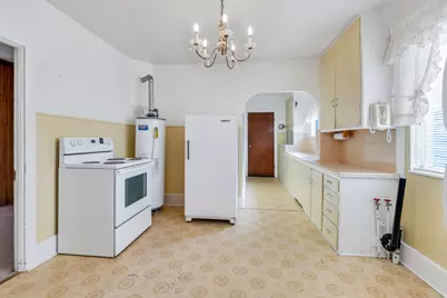 8953 S 90 E, Sandy, UT 84070 - Photo 8