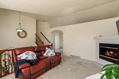 4024 W 4650 S, Roy, UT 84067 - Photo 6