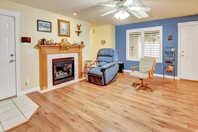 1069 E 5600 S, South Ogden, UT 84405 - Photo 10