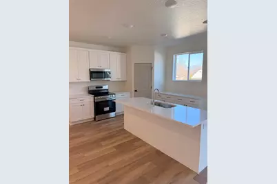 2829 S 9150 W #4, Magna, UT 84044 - Photo 2