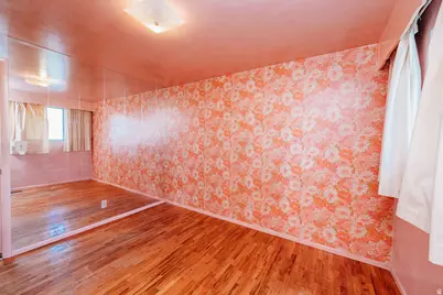 5007 S 2675 W, Roy, UT 84067 - Photo 14