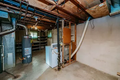 5007 S 2675 W, Roy, UT 84067 - Photo 20