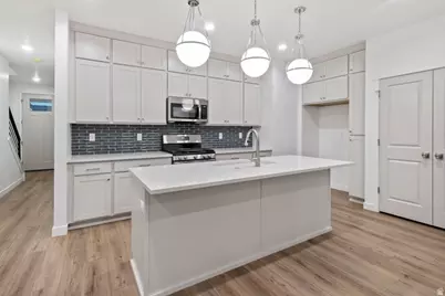 11367 S Offshore Way W #382, South Jordan, UT 84009 - Photo 6