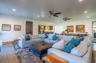 3800 Paradise Vlg Dr, Santa Clara, UT 84765 - Photo 54