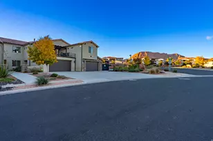 3800 Paradise Vlg Dr, Santa Clara, UT 84765 - Photo 166