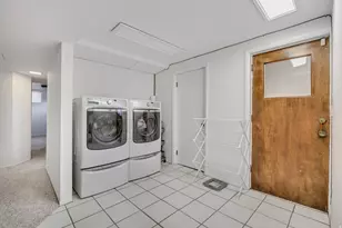 8331 S Monroe St, Midvale, UT 84047 - Photo 26