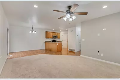 8121 N Plum Cir, Eagle Mountain, UT 84005 - Photo 6