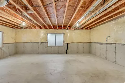 8121 N Plum Cir, Eagle Mountain, UT 84005 - Photo 22