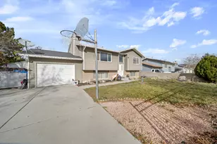 5232 W Woodledge Ave S, West Valley, UT 84120 - Photo 1