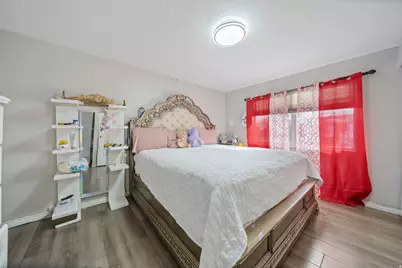 5232 W Woodledge Ave S, West Valley, UT 84120 - Photo 6