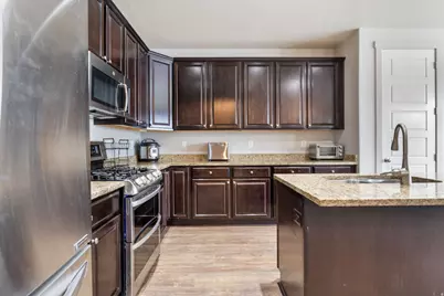 673 W Deepdale Ct, Stansbury Park, UT 84074 - Photo 4