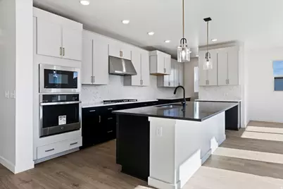 1117 W Mahogany St, Saratoga Springs, UT 84045 - Photo 18