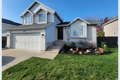 1762 S 350 E, Kaysville, UT 84037 - Photo 1