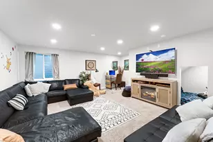 252 E Kirsten Ln N, North Salt Lake, UT 84054 - Photo 18