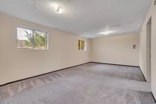 1650 E South Weber Dr, South Weber, UT 84405 - Photo 18