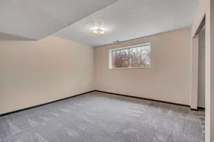 1650 E South Weber Dr, South Weber, UT 84405 - Photo 16