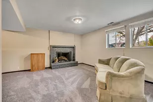 1650 E South Weber Dr, South Weber, UT 84405 - Photo 10