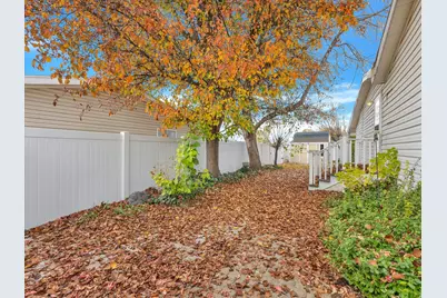 5173 S 2825 W, Roy, UT 84067 - Photo 38