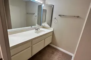 241 N Vine St St W, Salt Lake City, UT 84103 - Photo 20