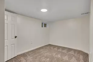 635 Kershaw St, Ogden, UT 84403 - Photo 18