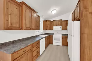 11856 S Coles Camp Circle, Herriman, UT 84096 - Photo 6