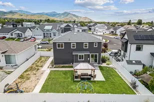 579 E Kings Landing, Tooele, UT 84074 - Photo 6