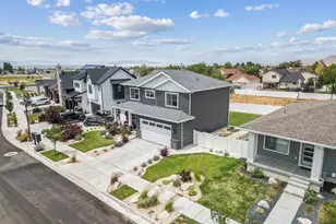 579 E Kings Landing, Tooele, UT 84074 - Photo 2