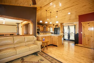 760 W 2000 N, Vernal, UT 84078 - Photo 10