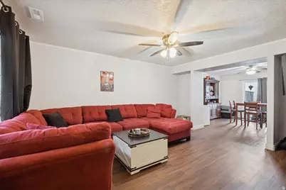 1018 Sara Ln, Ogden, UT 84404 - Photo 2