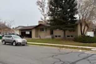 1012 E Bell Dr, Sandy, UT 84094 - Photo 2