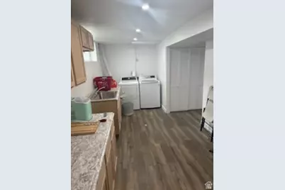 1012 E Bell Dr, Sandy, UT 84094 - Photo 24