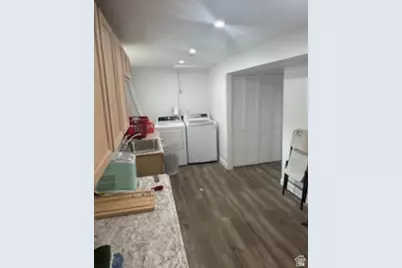 1012 E Bell Dr, Sandy, UT 84094 - Photo 26