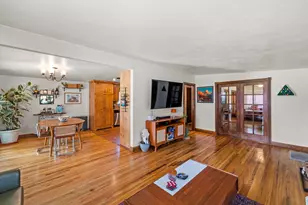 4350 S Albright Dr E, Holladay, UT 84124 - Photo 2