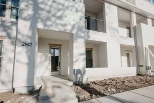 2166 E Rising Wolf Ln, Holladay, UT 84117 - Photo 4