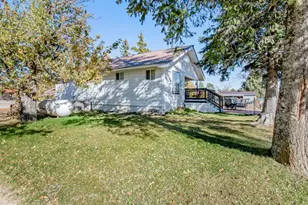 27 W 150 S, Garden City, UT 84028 - Photo 2