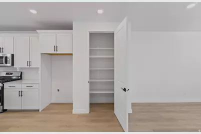 12674 S Lincoln Peak Ln #111, Riverton, UT 84096 - Photo 8