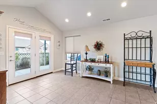 891 W 1840 S, Syracuse, UT 84075 - Photo 10