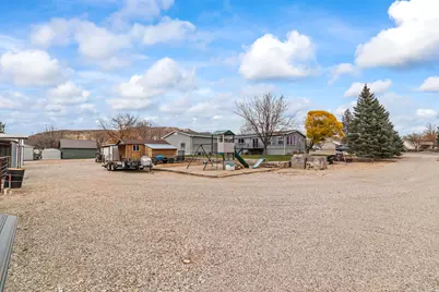 415 W 100 S, Gunnison, UT 84634 - Photo 12