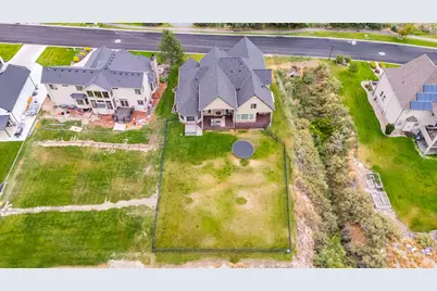 2177 S Centennial Blvd E, Saratoga Springs, UT 84045 - Photo 36