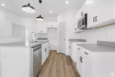 244 W Crescent Ln #94, Tooele, UT 84074 - Photo 8