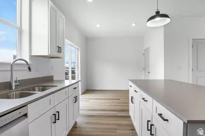 244 W Crescent Ln #96, Tooele, UT 84074 - Photo 8