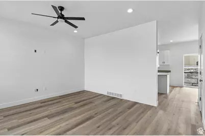 244 W Crescent Ln #95, Tooele, UT 84074 - Photo 4